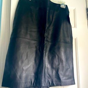 Genuine leather skirt like buttah!